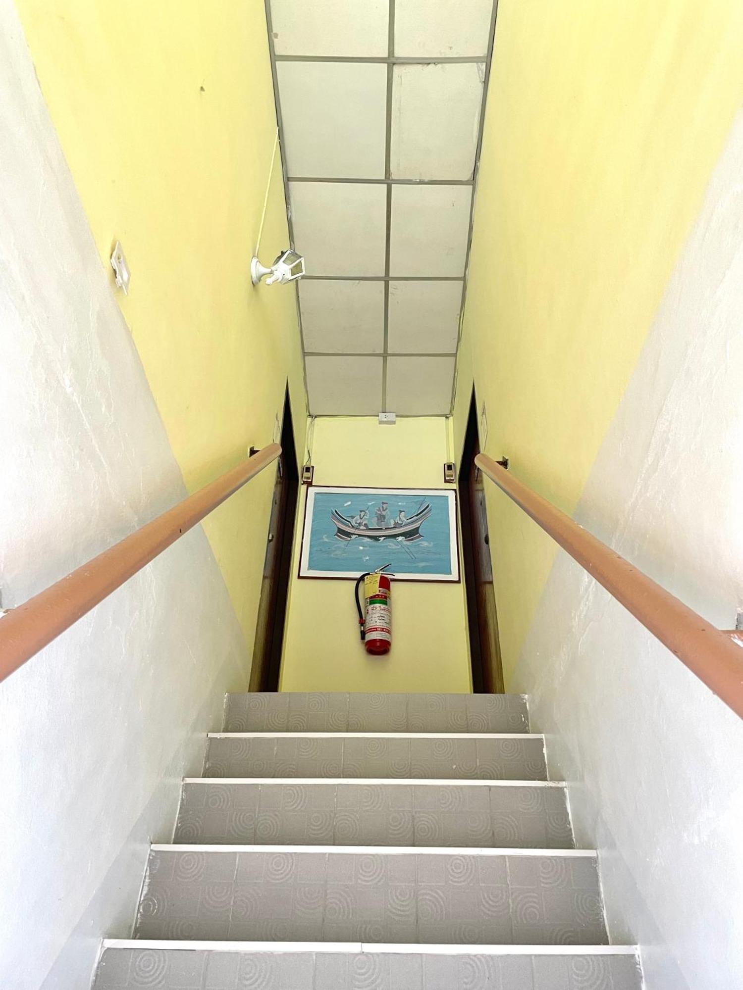 JJ Guesthouse Karon Extérieur photo