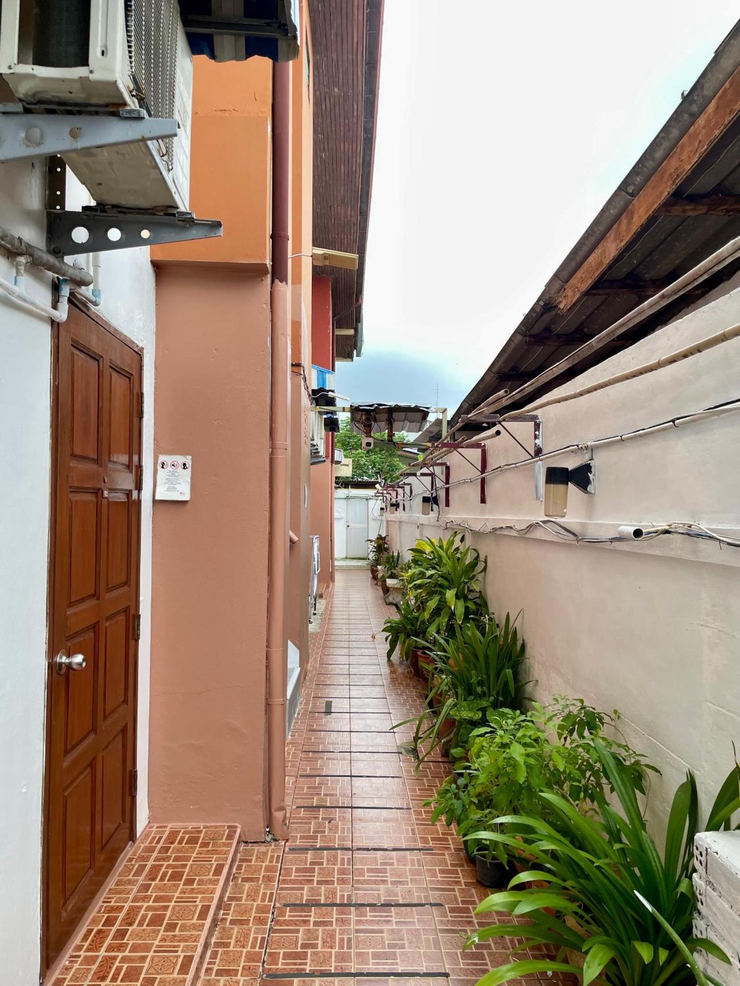 JJ Guesthouse Karon Extérieur photo
